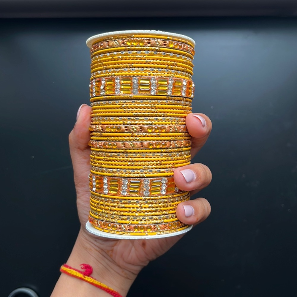Set of 38 orange bangles 🧡🦁